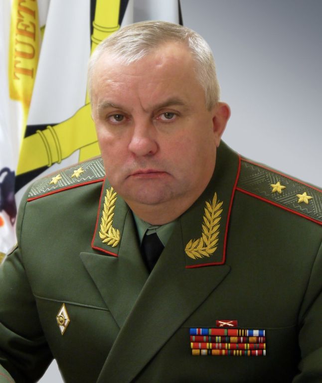 Новый командующий московского округа. Матвеевский генерал-лейтенант.